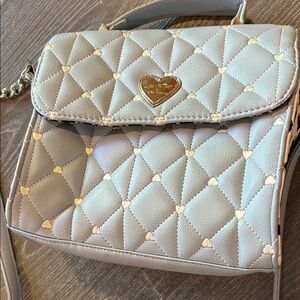 Elegant Quilted Heart Accent Bag